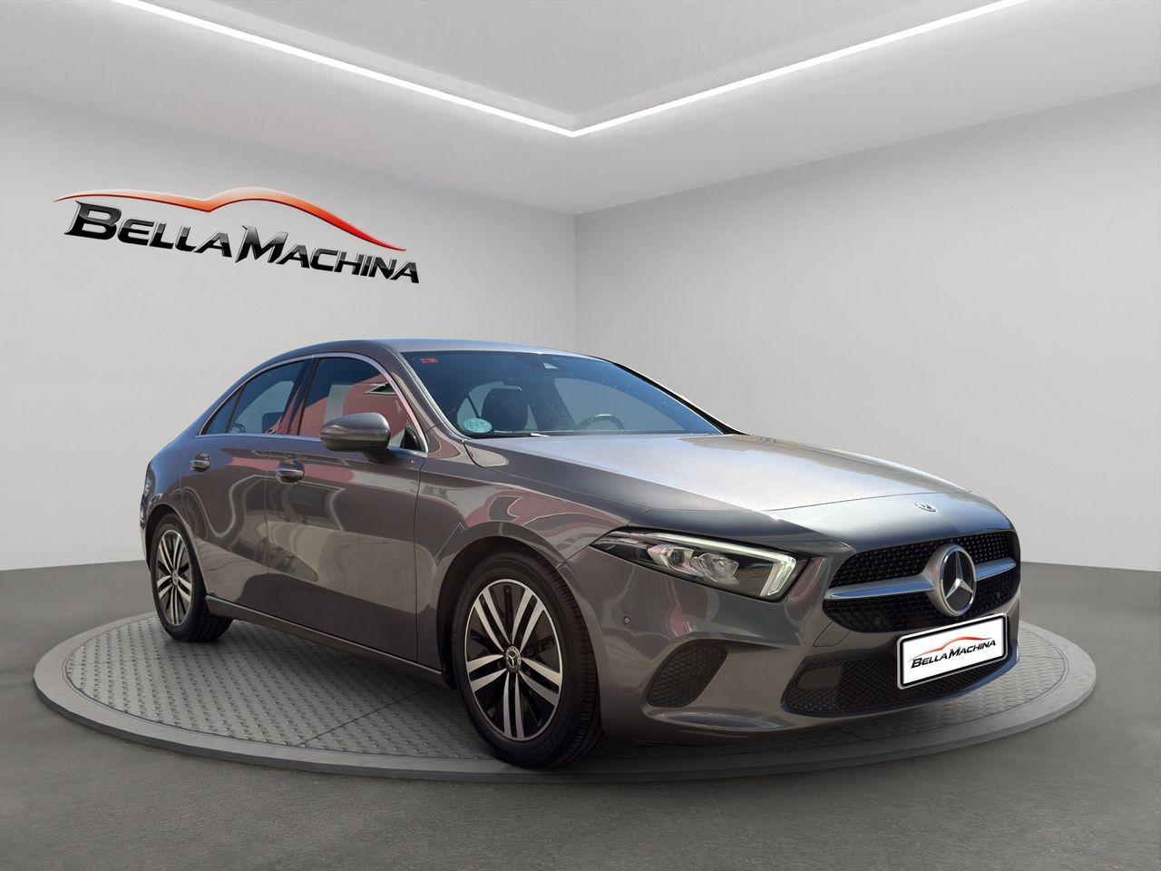 Mercedes Clase A Sedán A 180 d - Foto 2