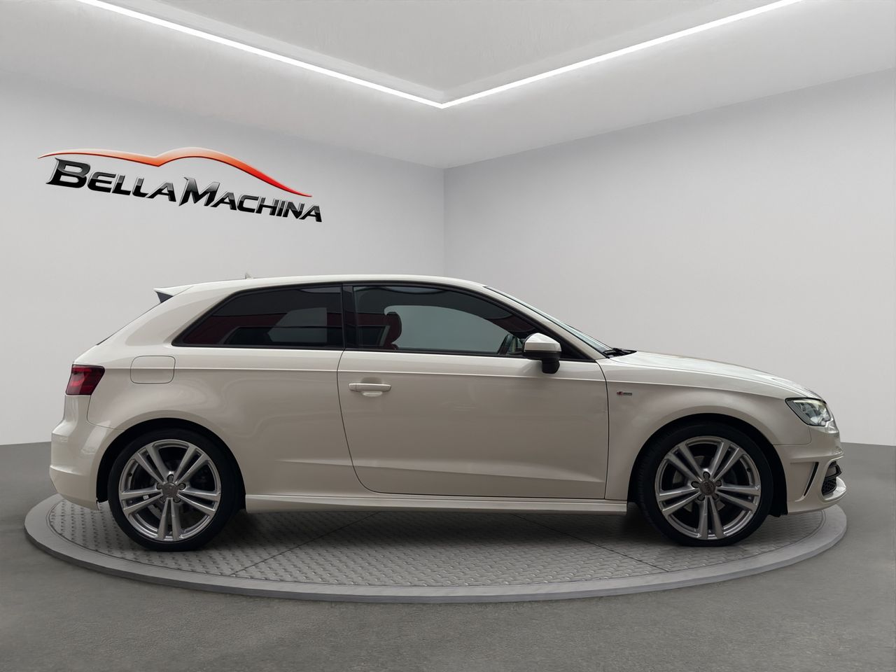 Audi A3 2.0 TDI 150cv clean d. S line edition - Foto 2