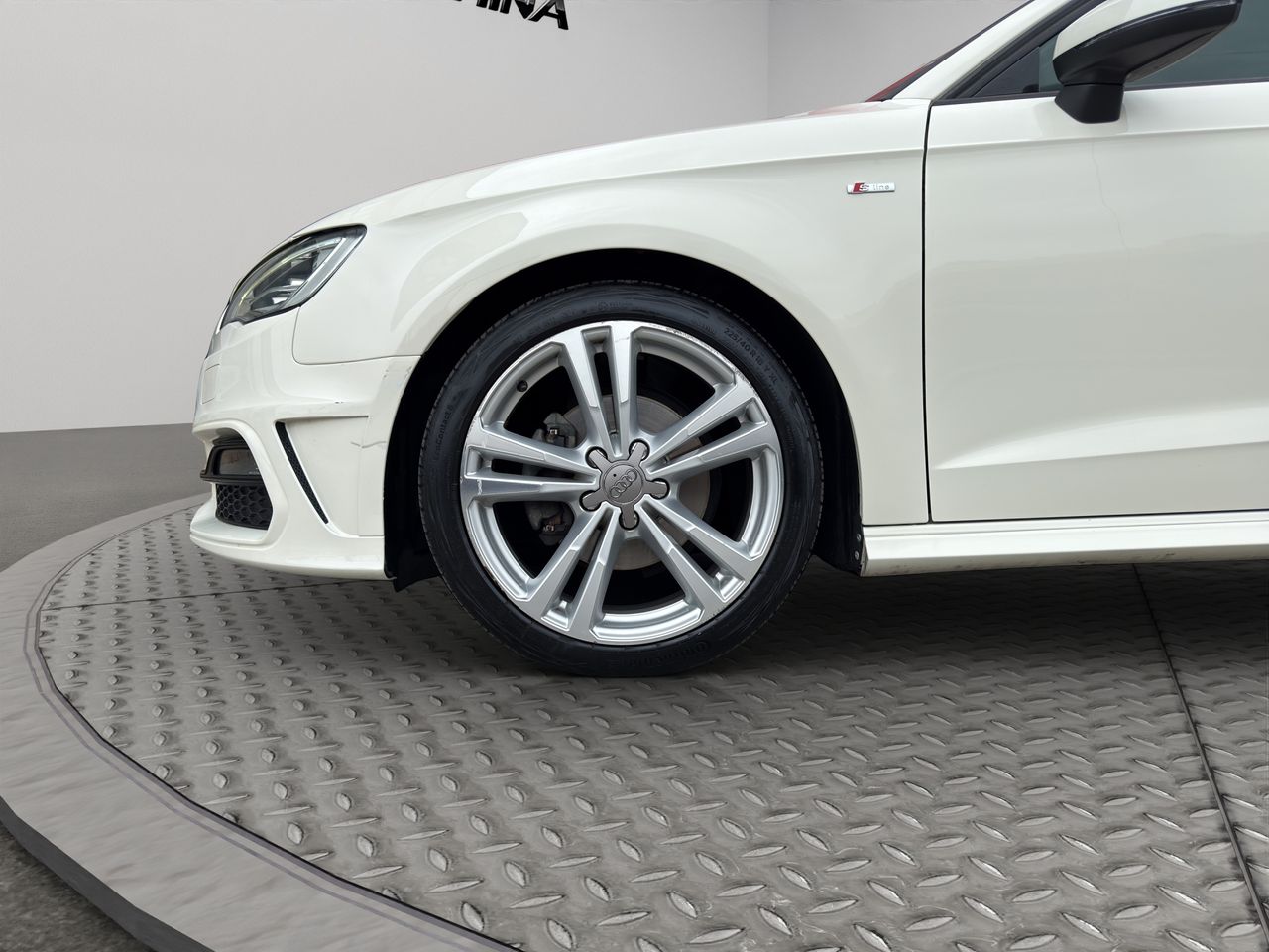 Audi A3 2.0 TDI 150cv clean d. S line edition - Foto 2