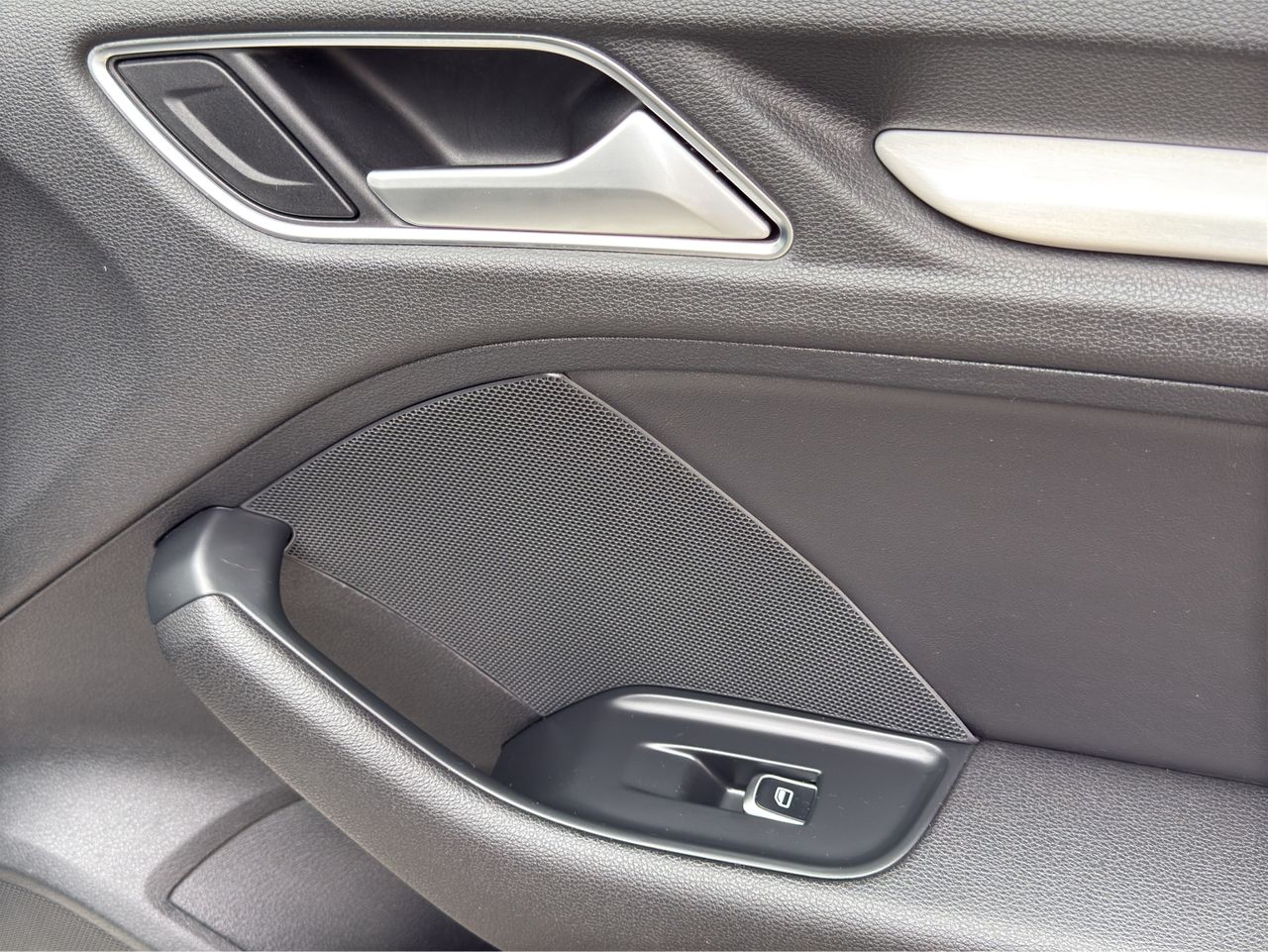 Audi A3 2.0 TDI 150cv clean d. S line edition - Foto 2