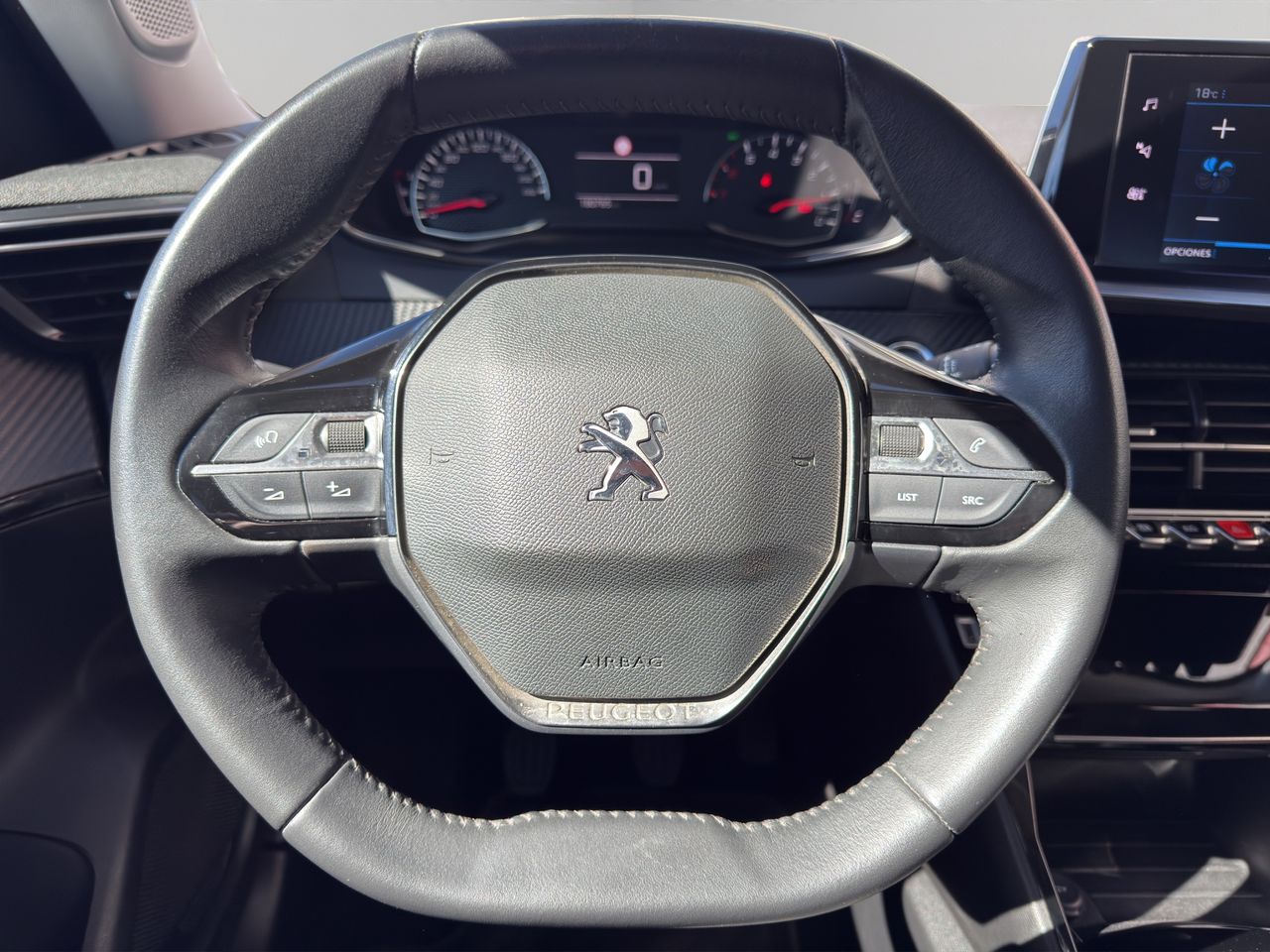 Peugeot 2008 Allure BlueHDI 81kW (110CV) - Foto 2