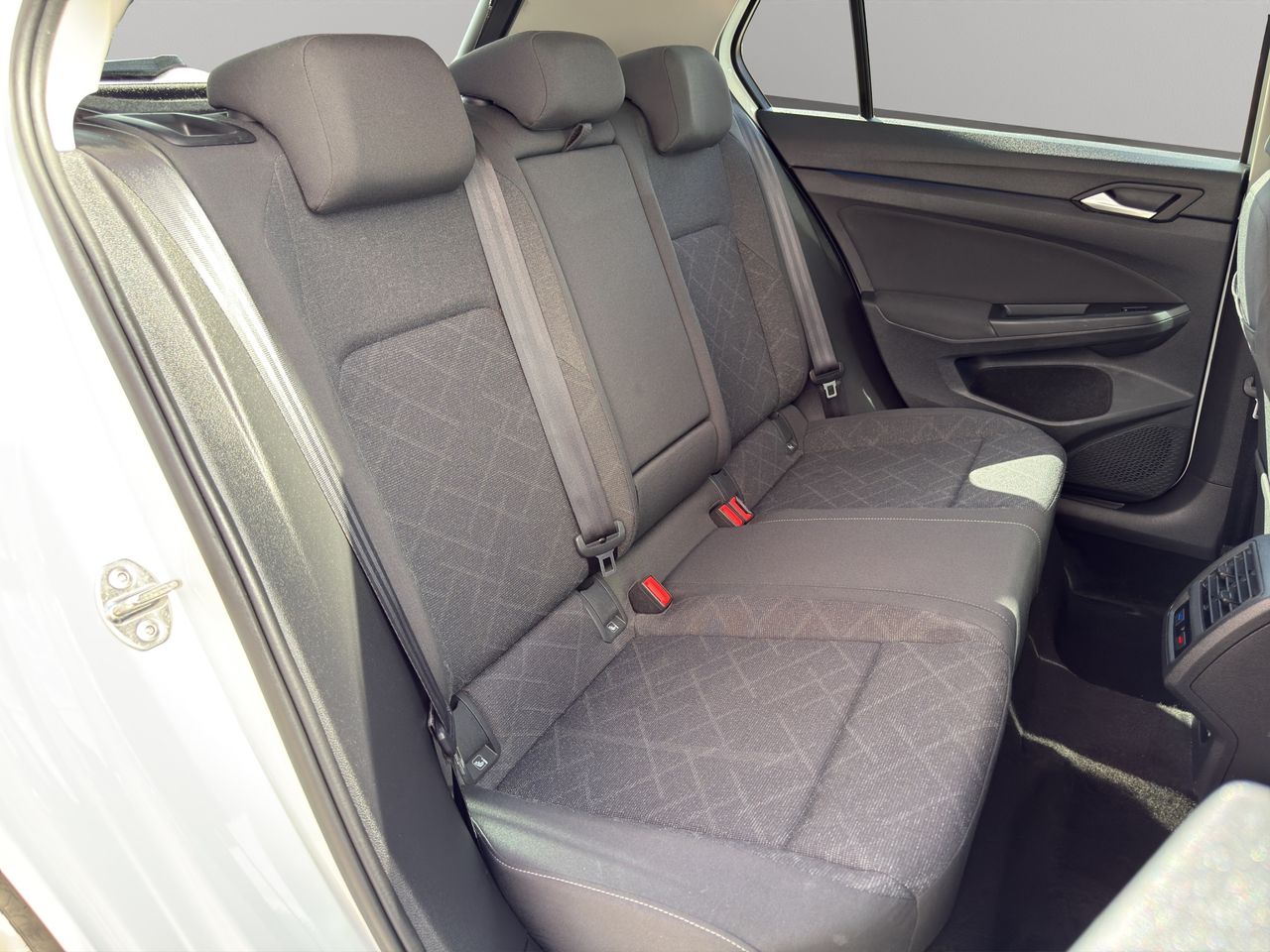 Volkswagen Golf Life 1.5 TSI 96kW (130CV) - Foto 2