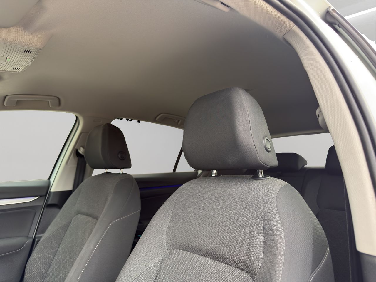 Volkswagen Golf Life 1.5 TSI 96kW (130CV) - Foto 2