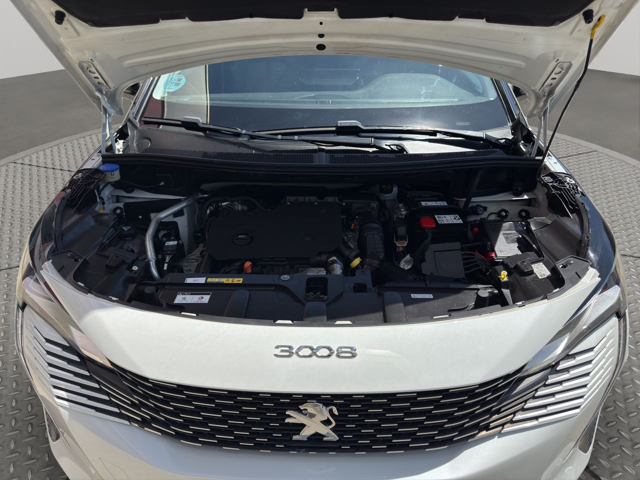 Peugeot 3008 1.5 BlueHDi 96kW (130CV) S&S Allure EAT8 - Foto 2