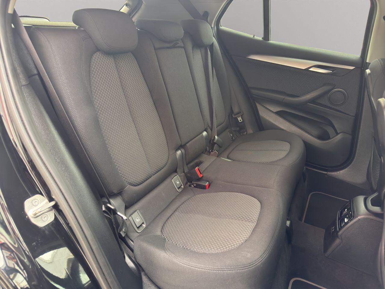 BMW X2 sDrive16d Business - Foto 2