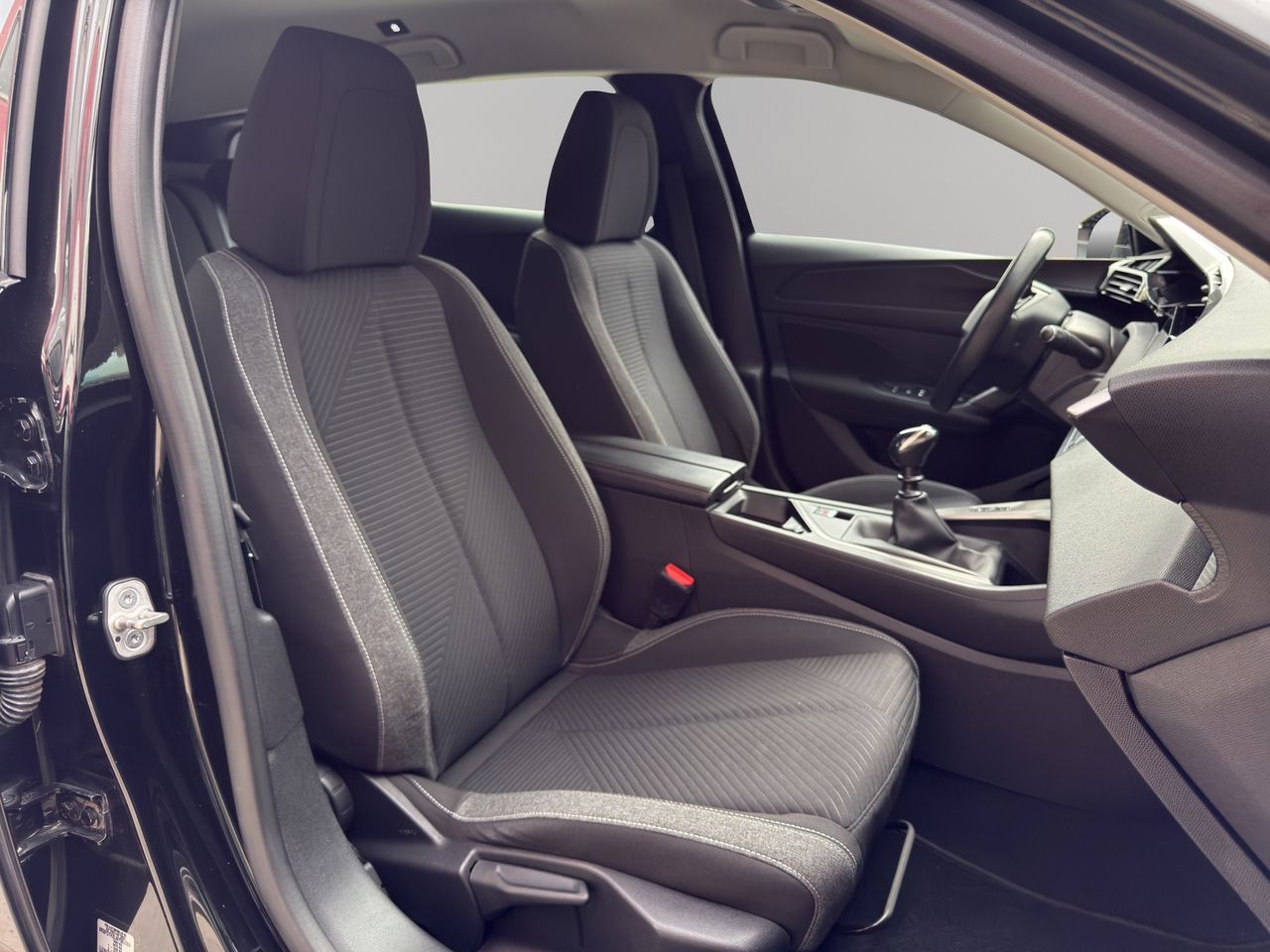 Peugeot 308 SWActive Pack BlueHDi 130 S&S MAN - Foto 2