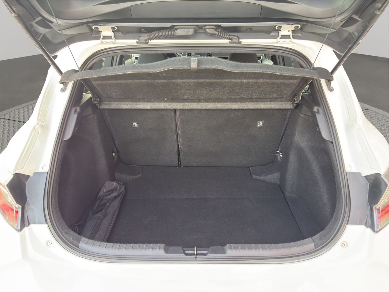 Toyota Corolla 1.8 125H ACTIVE TECH E-CVT - Foto 2