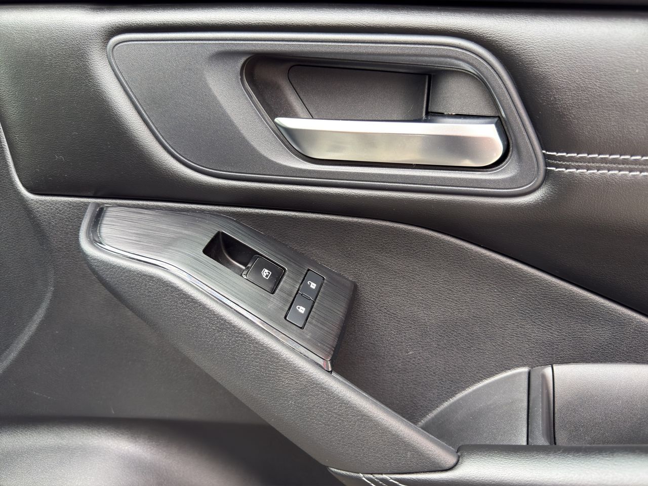 Nissan Qashqai DIG-T 103kW (140CV) mHEV 4x2 Acenta - Foto 2