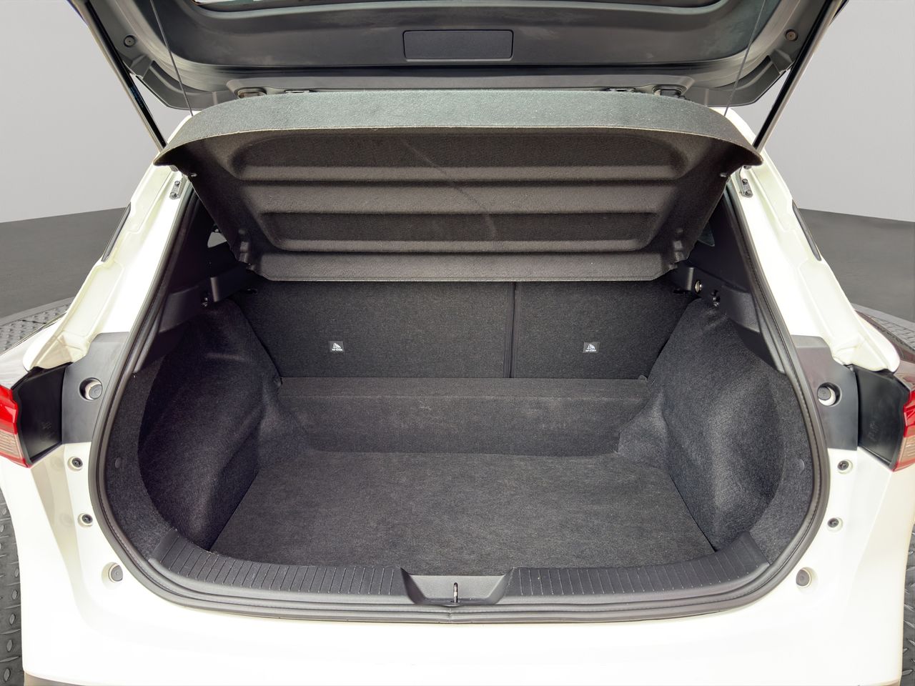 Nissan Qashqai DIG-T 103kW (140CV) mHEV 4x2 Acenta - Foto 2