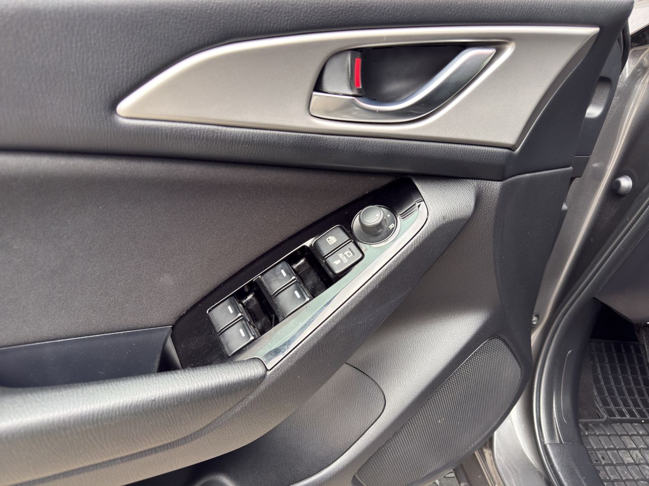 Mazda 3 2.0 SKYACTIV-G 121KW ZENITH - Foto 2