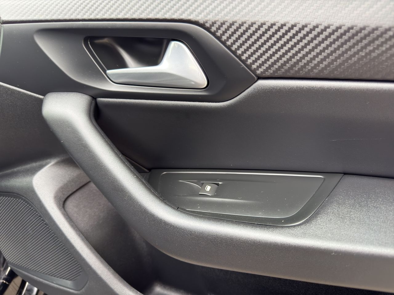 Peugeot 508 5P Allure Pack BlueHDi 130 S&S EAT8 - Foto 2