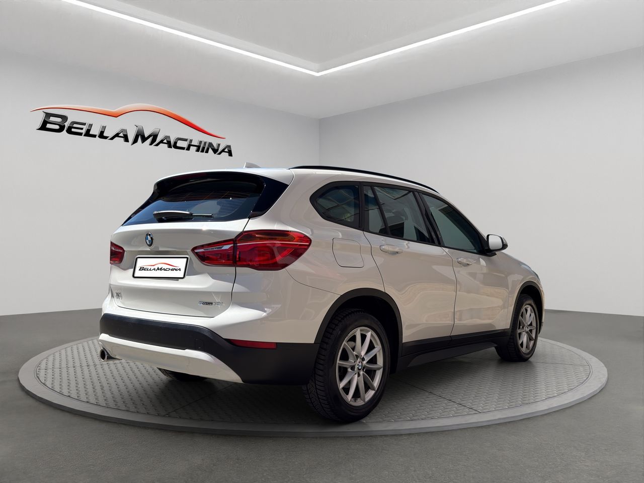BMW X1 sDrive18i - Foto 2