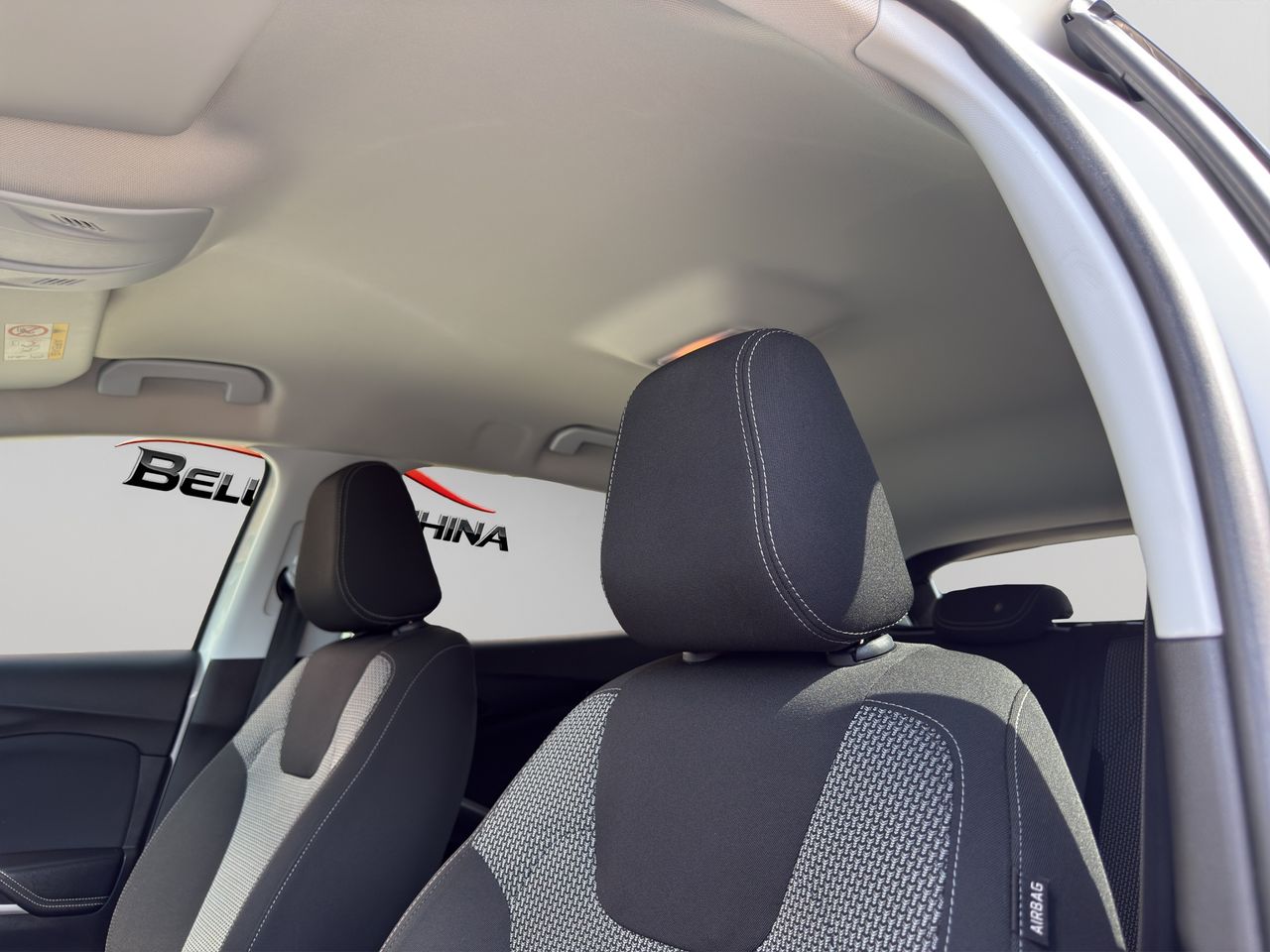 Opel Grandland X 1.2 Turbo Selective - Foto 2