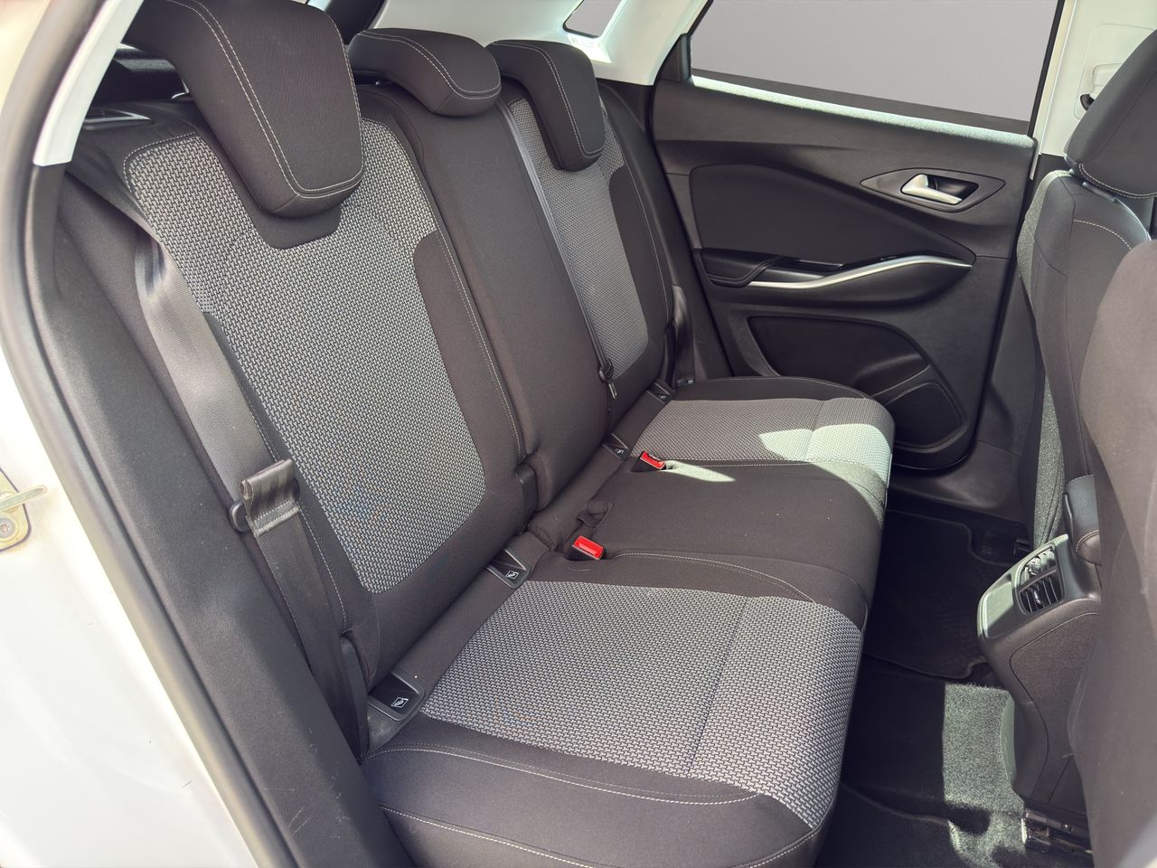 Opel Grandland X 1.2 Turbo Selective - Foto 2