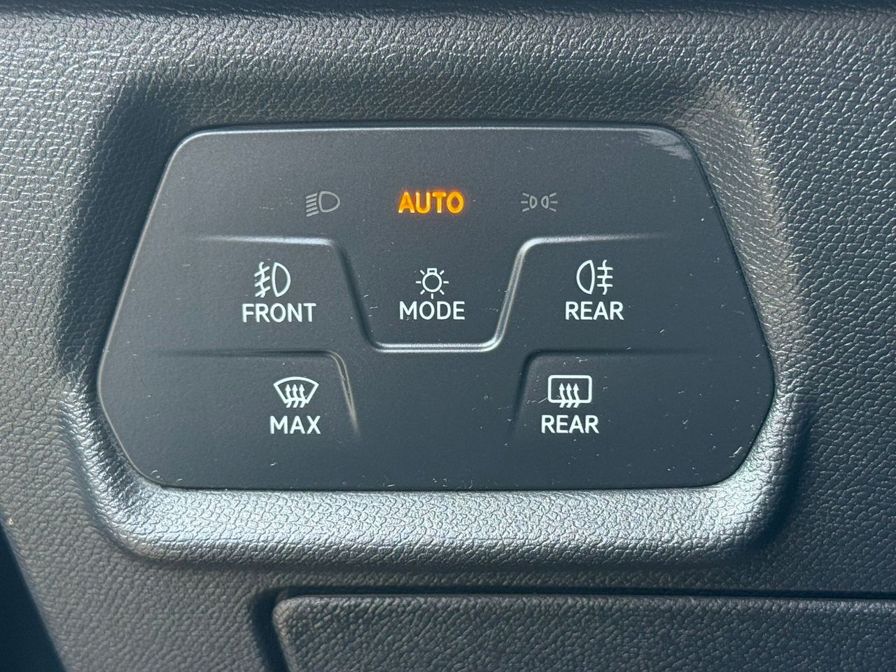 Cupra León SP 1.5 eTSI 110kW (150CV) DSG - Foto 2