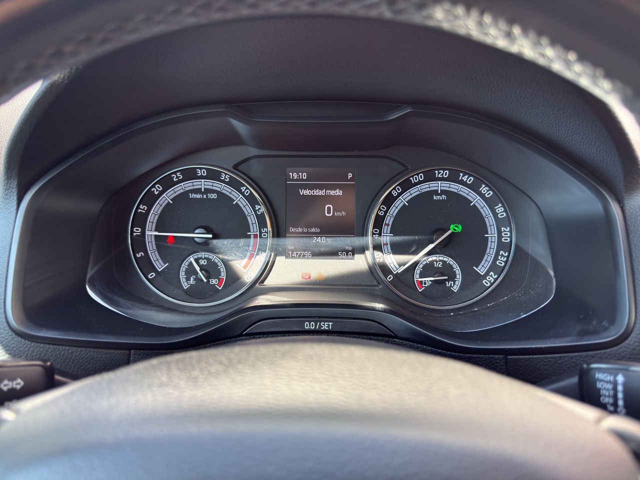 Skoda Karoq 2.0 TDI 110kW (150CV) DSG 4X4 Ambition - Foto 2