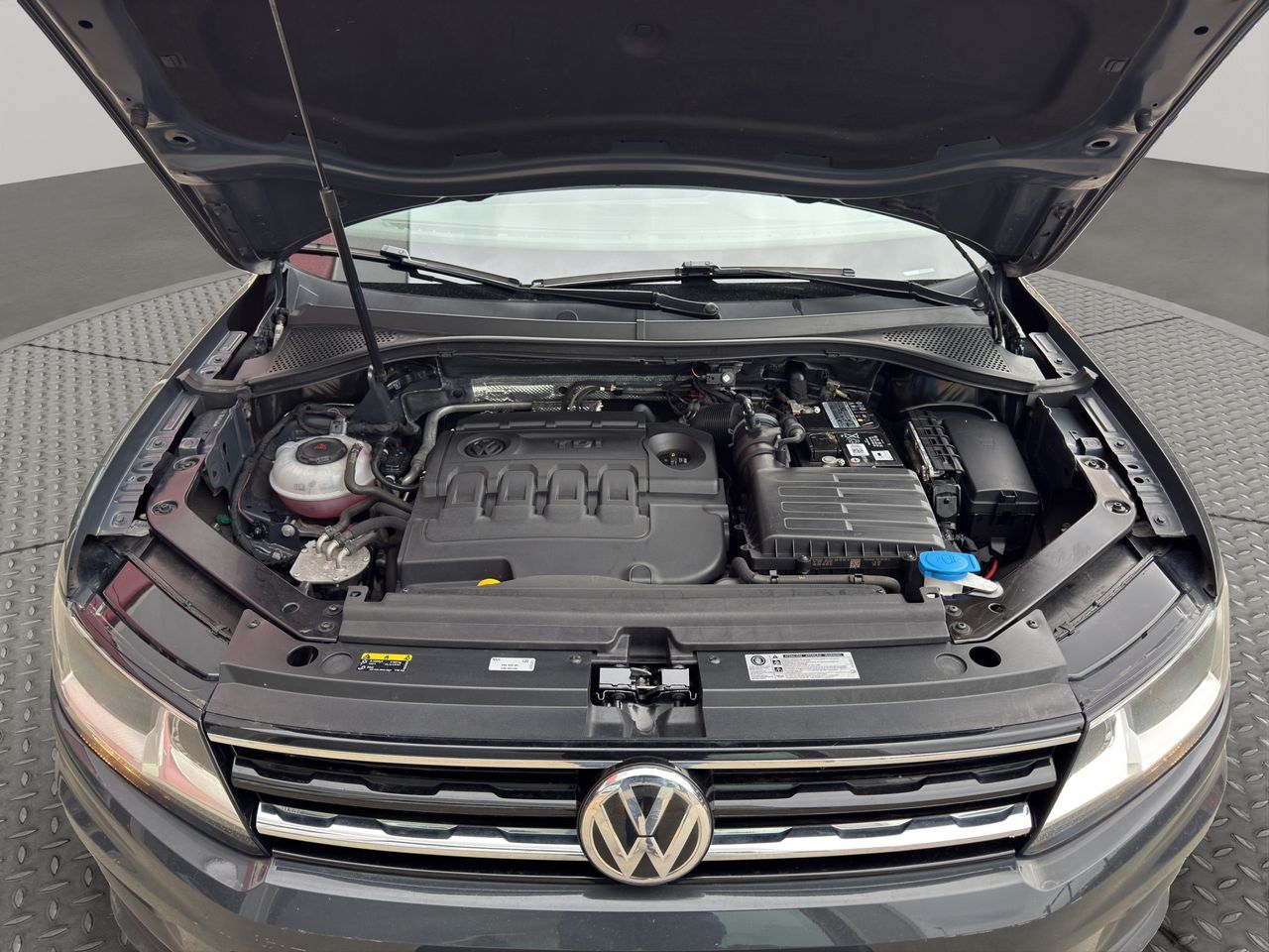 Volkswagen Tiguan Advance 2.0 TDI 110kW (150CV) - Foto 2