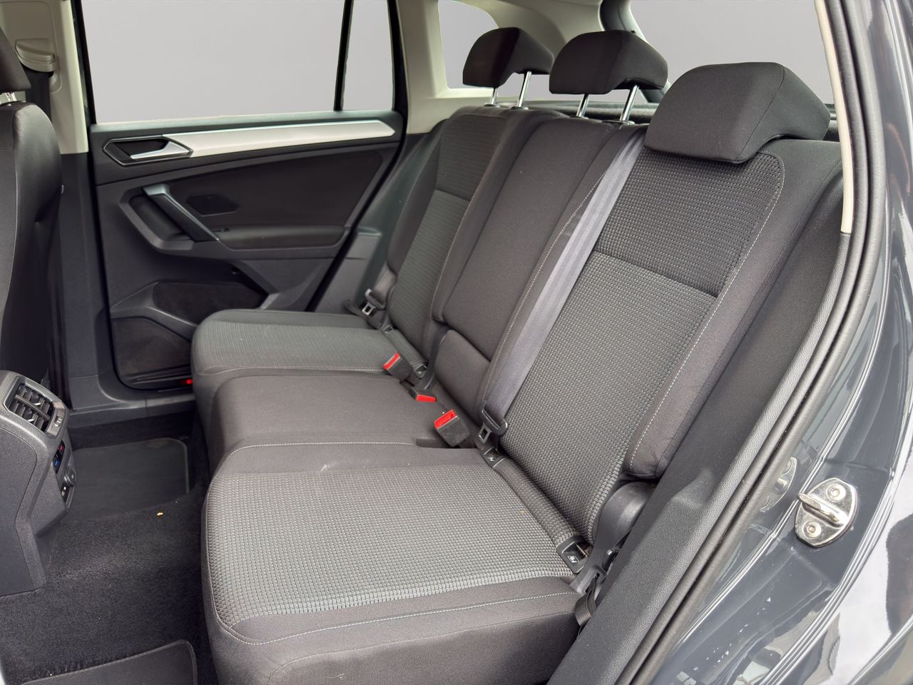 Volkswagen Tiguan Advance 2.0 TDI 110kW (150CV) - Foto 2