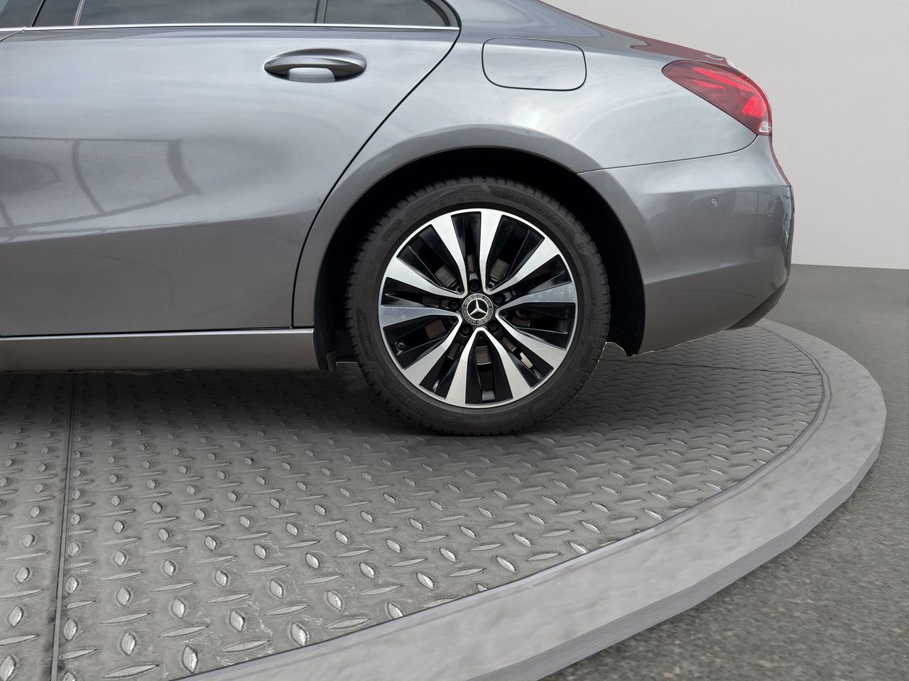 Mercedes Clase A Sedán A 200 d - Foto 2