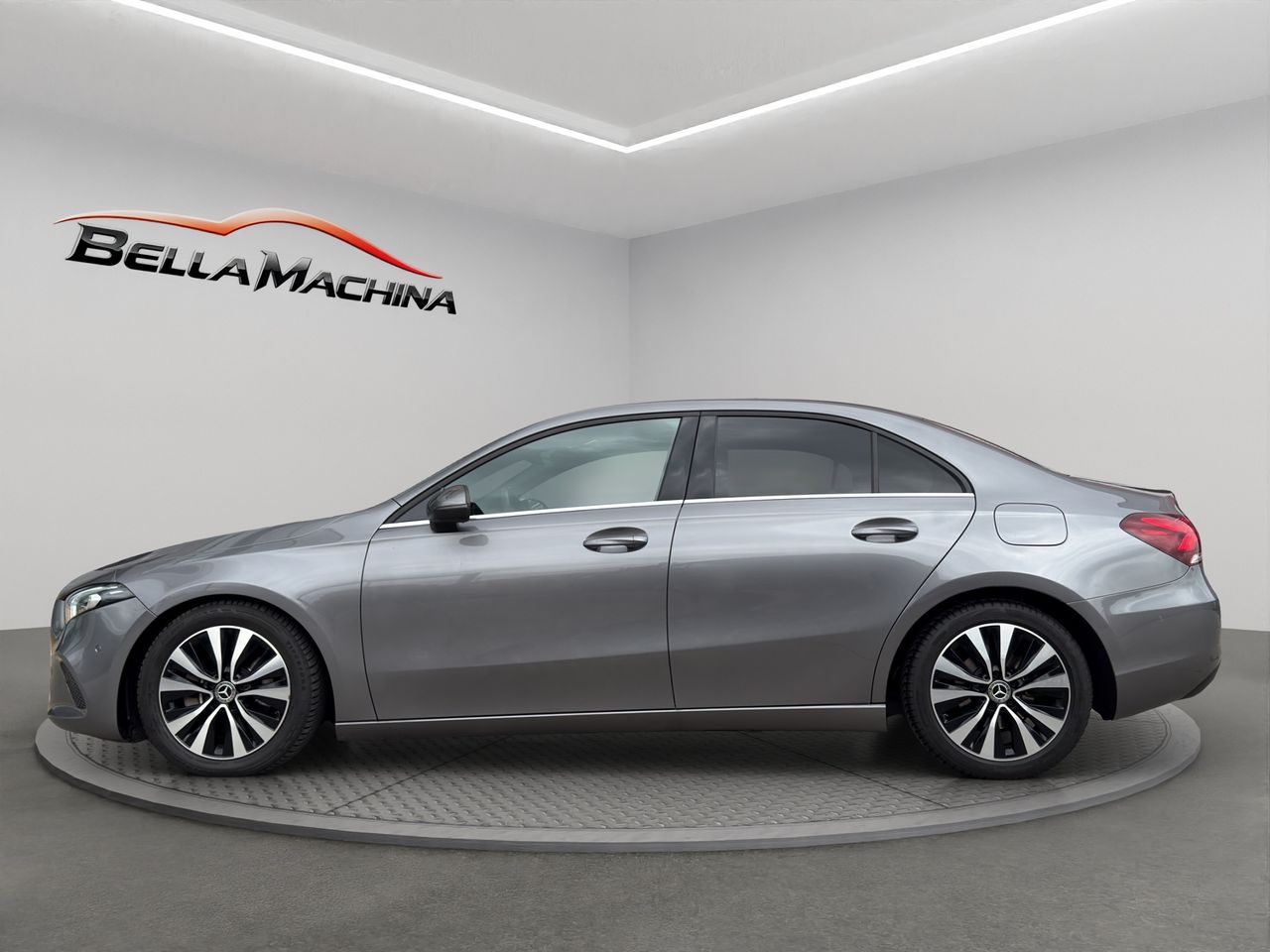 Mercedes Clase A Sedán A 200 d - Foto 2