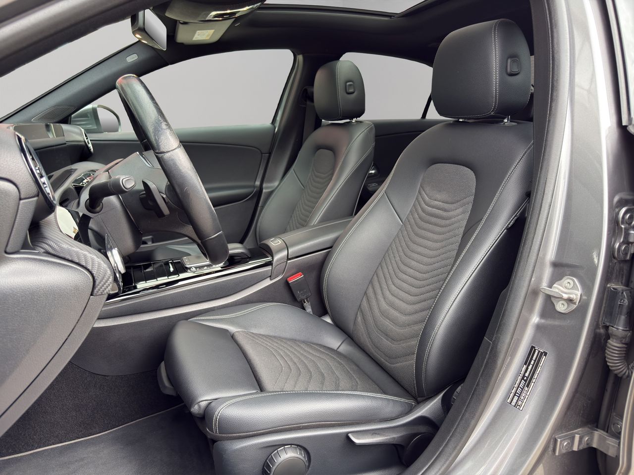 Mercedes Clase A Sedán A 200 d - Foto 2