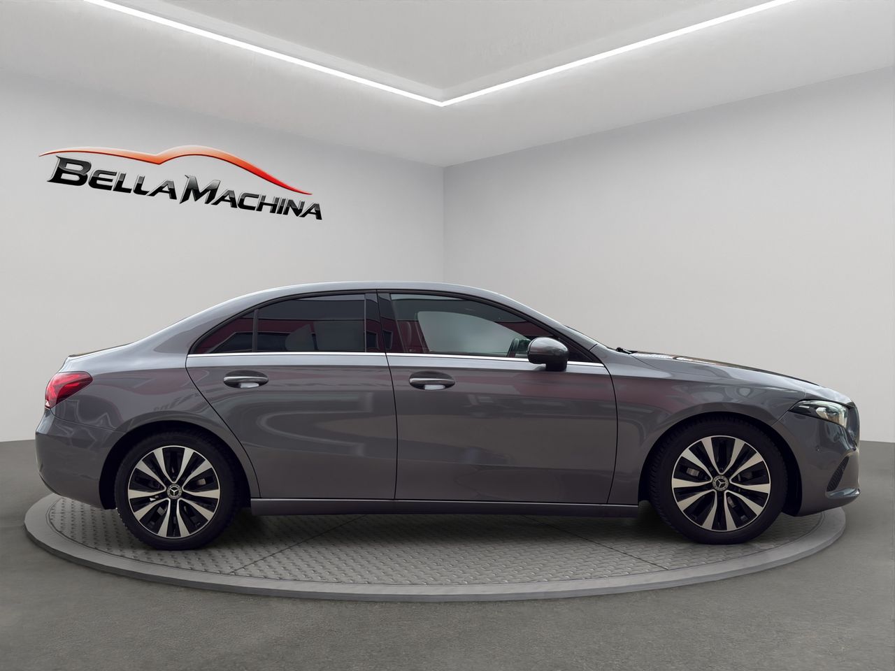 Mercedes Clase A Sedán A 200 d - Foto 2