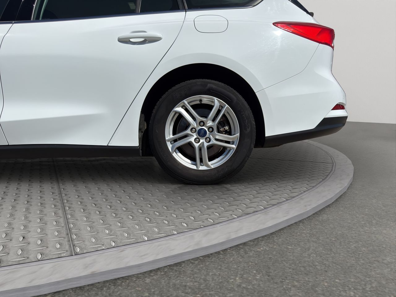 Ford Focus 1.5 Ecoblue 88kW Trend+ SB - Foto 2