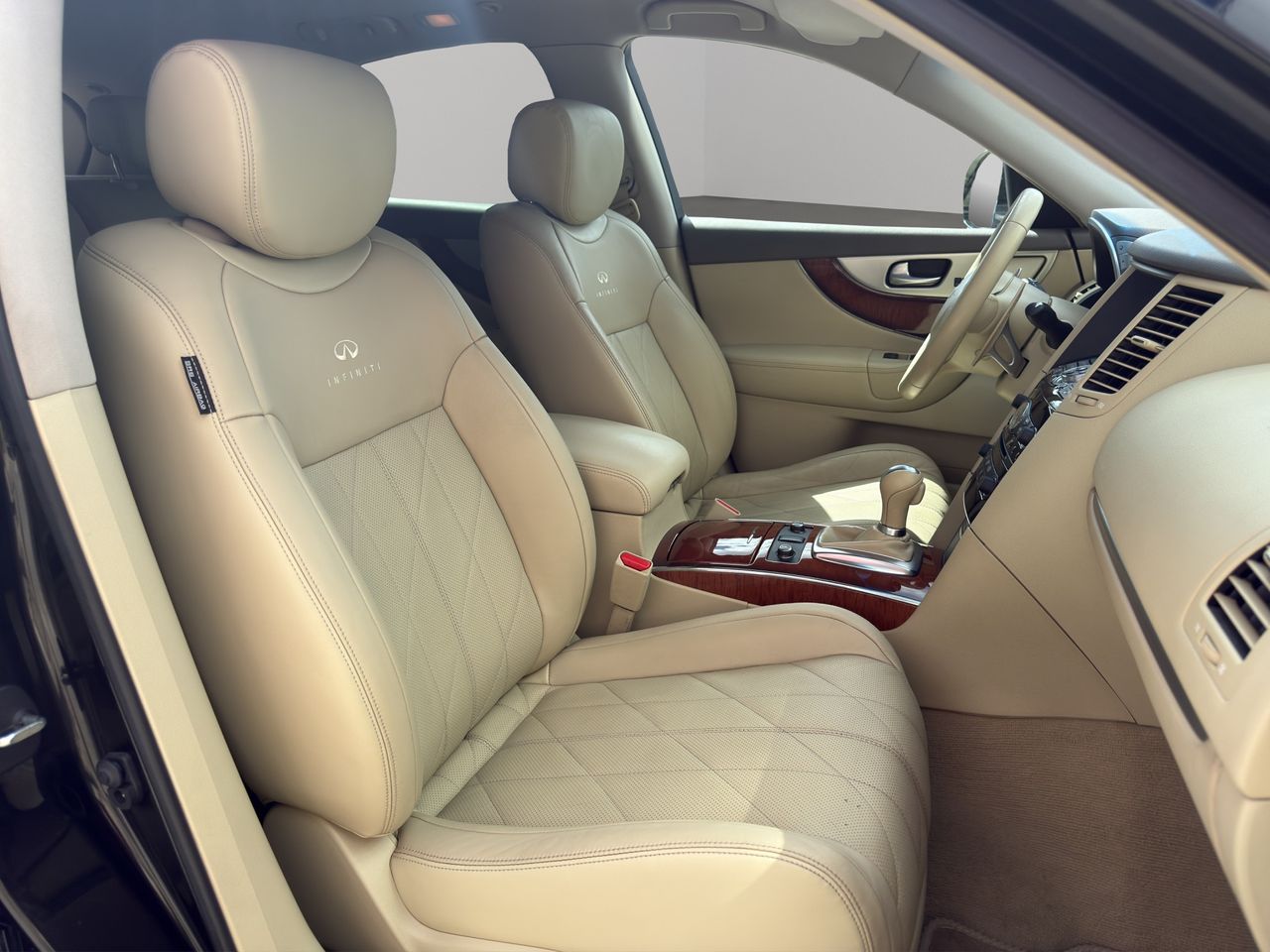 Infiniti FX 3.0D V6 S PREMIUM AWD AUTO - Foto 2