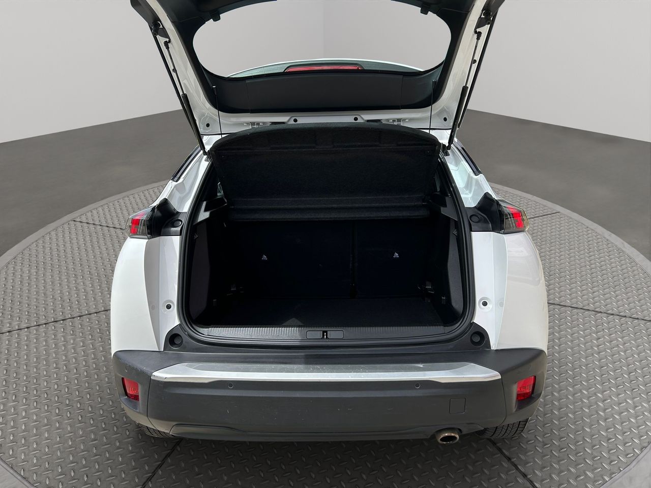 Peugeot 2008 Active BlueHDI 81kW (110CV) - Foto 2