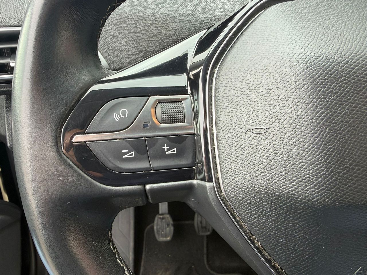 Peugeot 5008 Active 1.5L BlueHDi 96kW (130CV) S&S - Foto 2