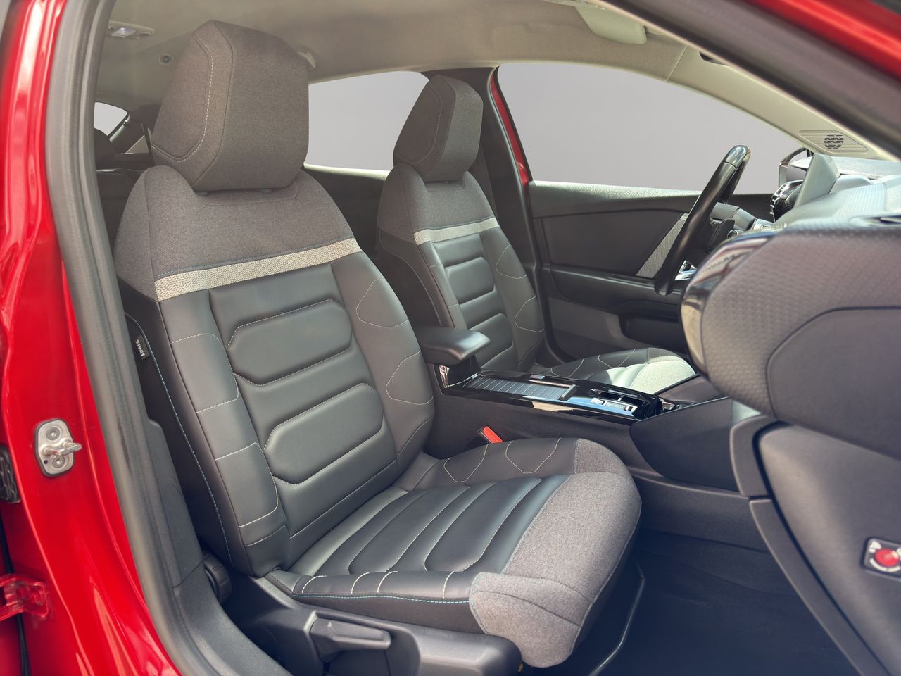 Citroën C4 PureTech 130 S&S EAT8 Shine - Foto 2
