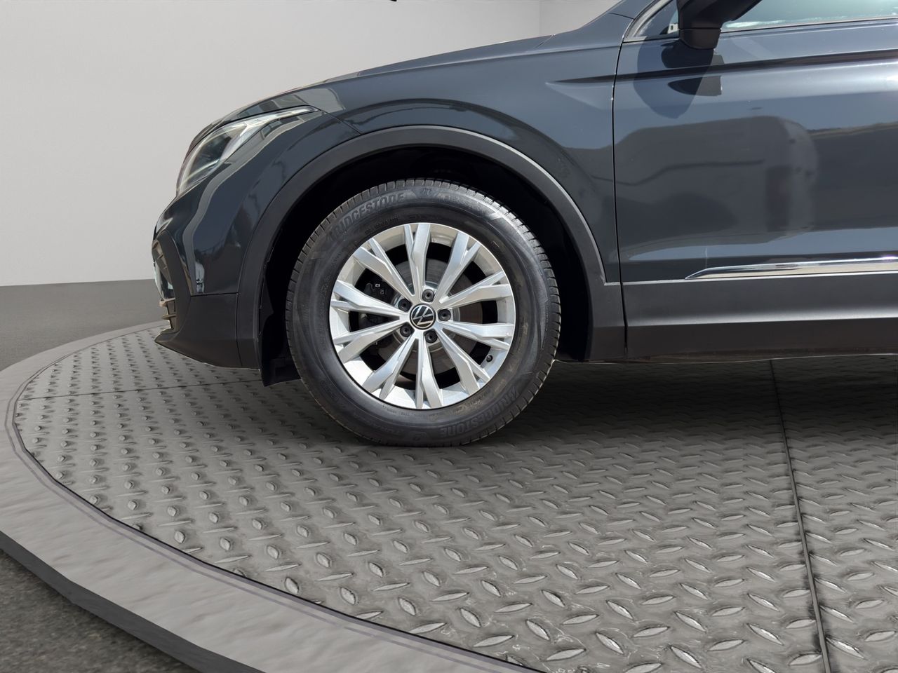 Volkswagen Tiguan Life 2.0 TDI 90kW (122CV) - Foto 2