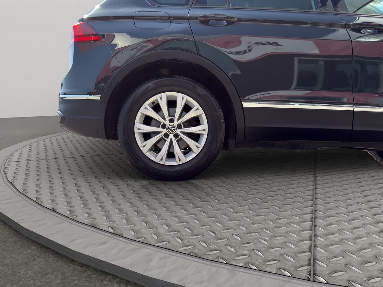 Volkswagen Tiguan Life 2.0 TDI 90kW (122CV) - Foto 2