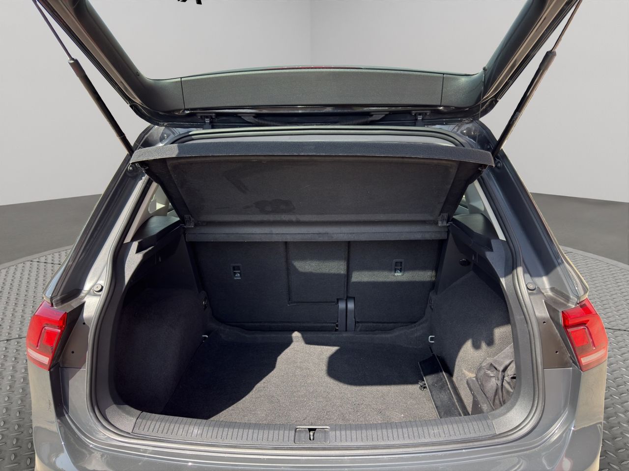 Volkswagen Tiguan Life 2.0 TDI 90kW (122CV) - Foto 2