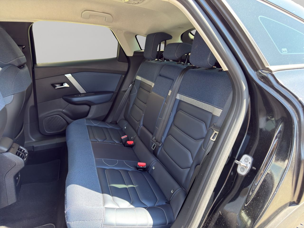 Citroën C4 PureTech 130 S&S 6v Feel Pack - Foto 2