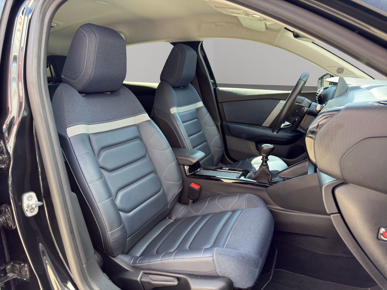 Citroën C4 PureTech 130 S&S 6v Feel Pack - Foto 2