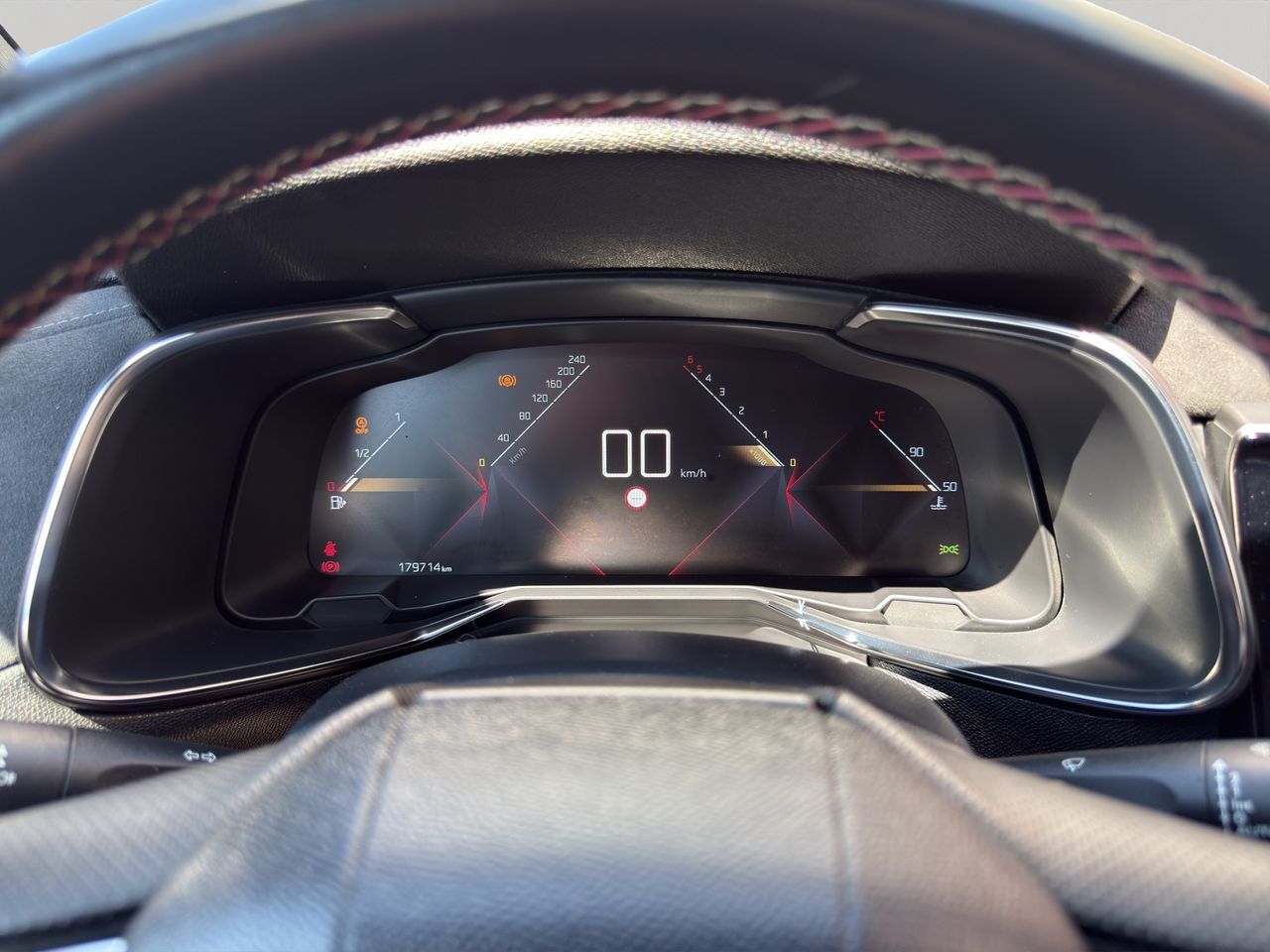 DS DS 7 Crossback BlueHDi 96kW (130CV) PERFORMANCE LINE - Foto 2