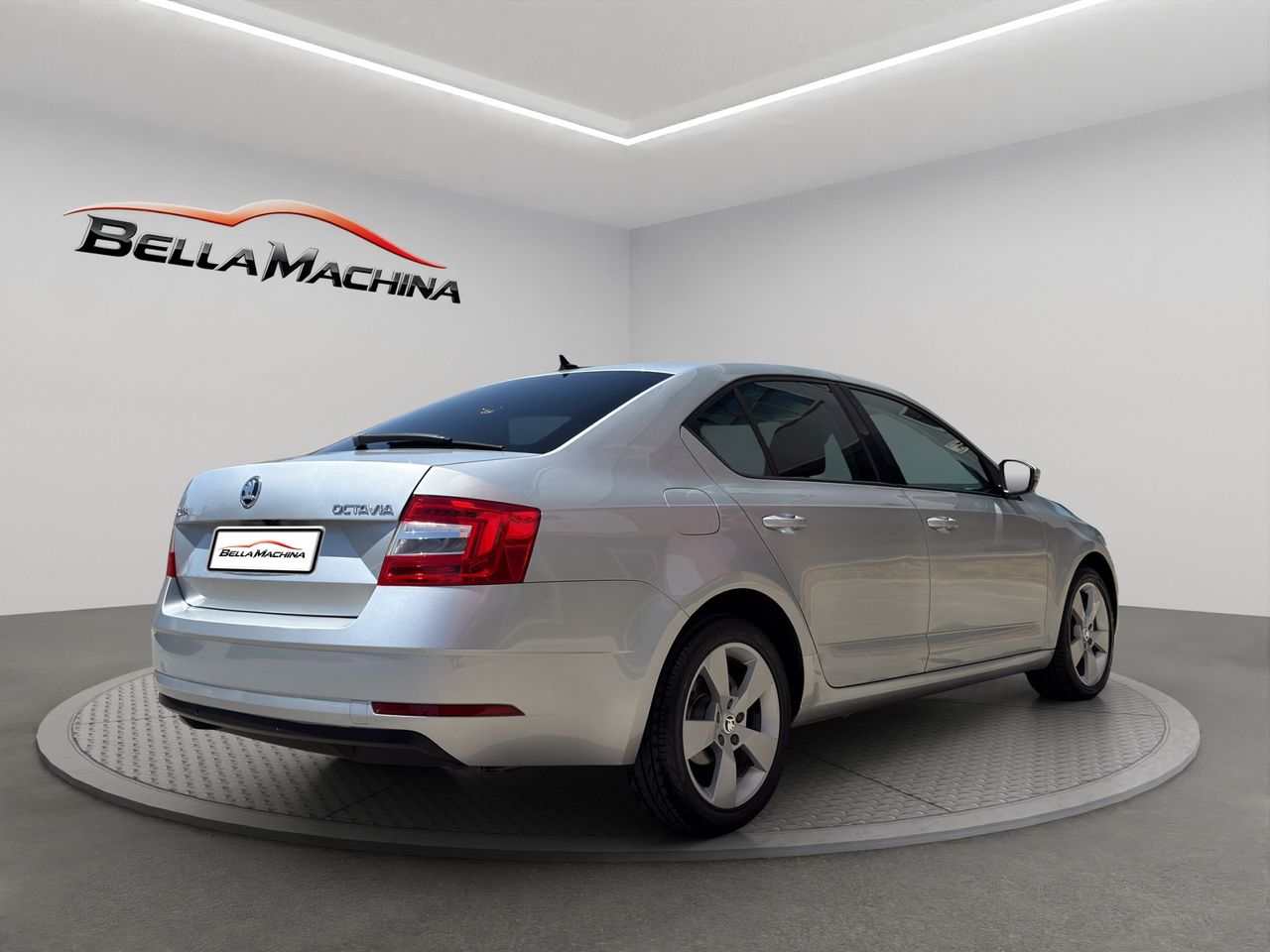Skoda Octavia 2.0 TDI CR 110KW (150CV) DSG Ambition - Foto 2