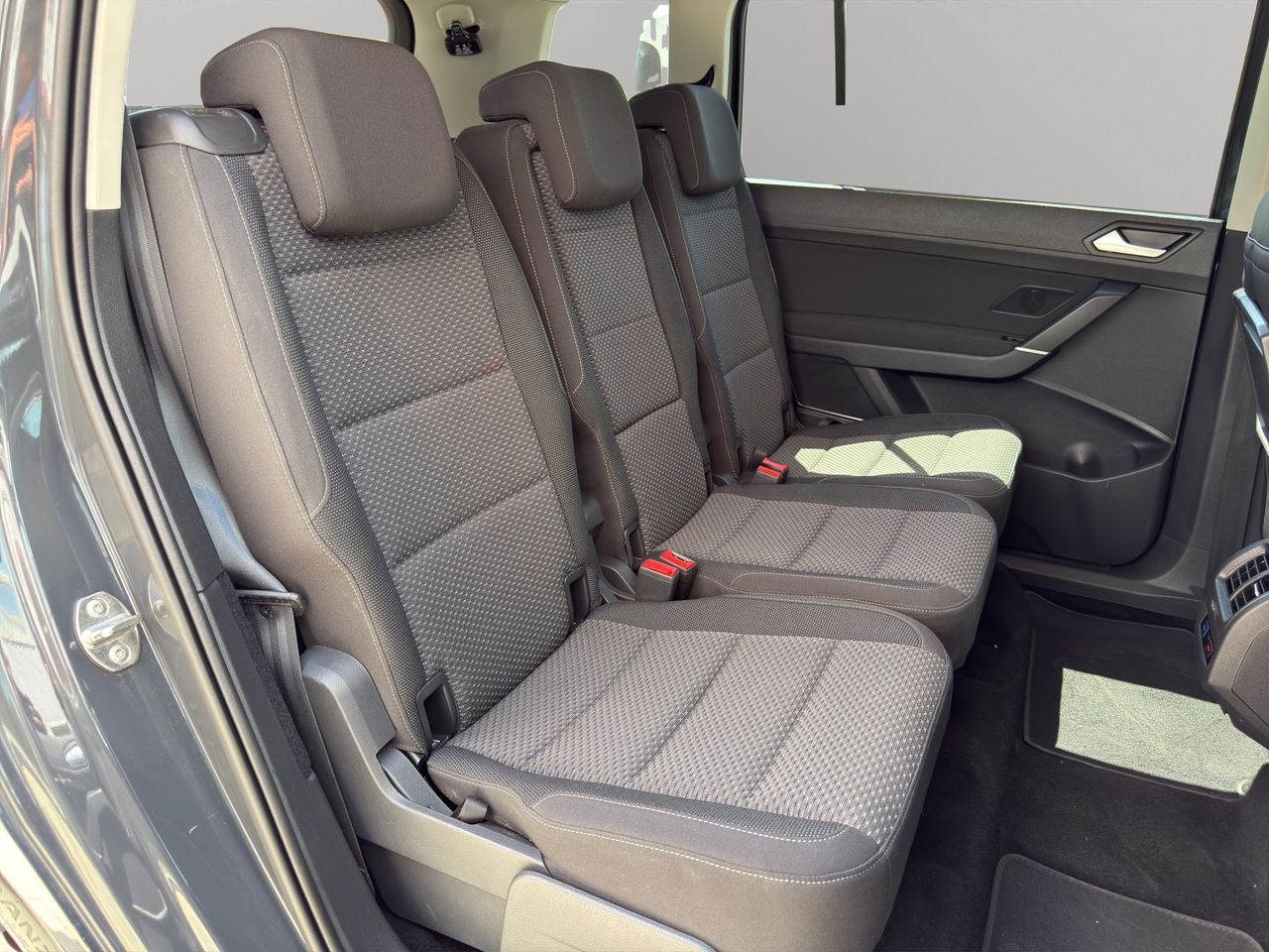 Volkswagen Touran Advance 2.0 TDI 85kW (115CV) - Foto 2