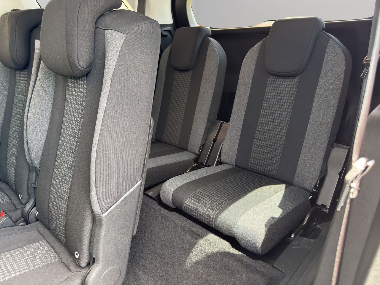 Peugeot 5008 1.5 BlueHDi 96kW S&S Active Pack EAT8 - Foto 2