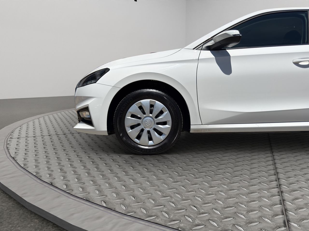 Skoda Fabia 1.0 MPI 59KW (80CV) Essence - Foto 2