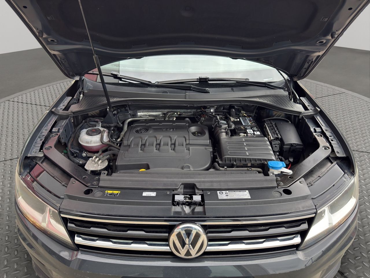 Volkswagen Tiguan Advance 2.0 TDI 110kW (150CV) - Foto 2
