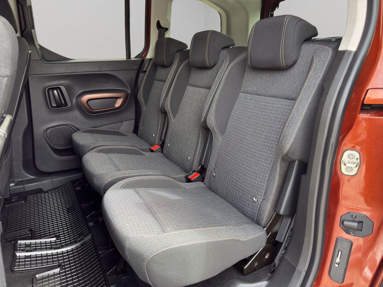 Peugeot Rifter GT Line Standard PureTech 81kW - Foto 2