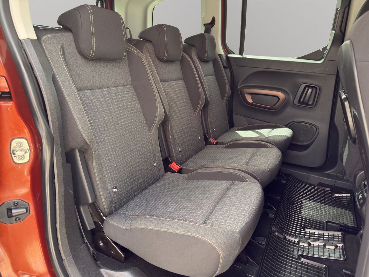 Peugeot Rifter GT Line Standard PureTech 81kW - Foto 2