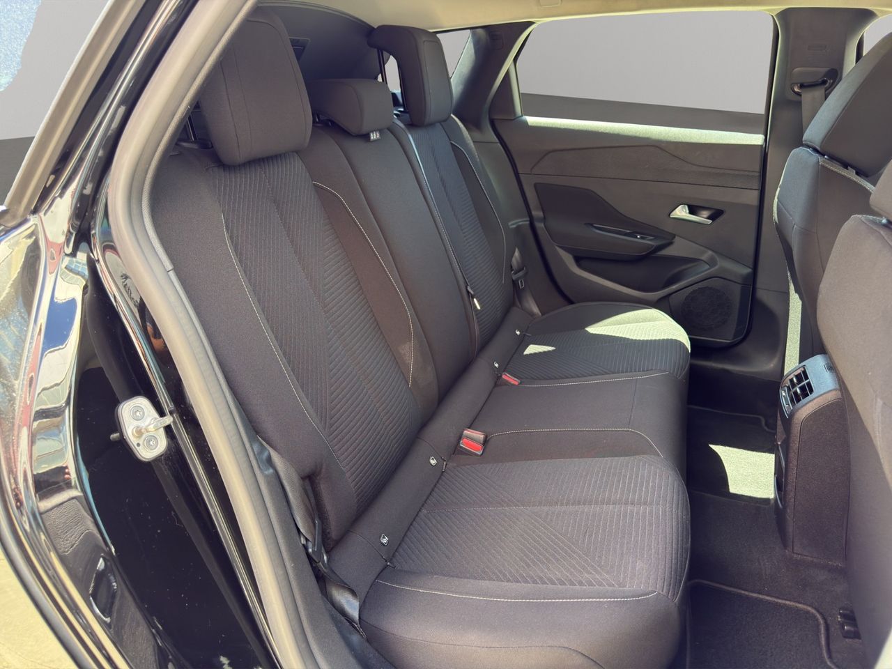 Peugeot 308 SWActive Pack BlueHDi 130 S&S MAN - Foto 2