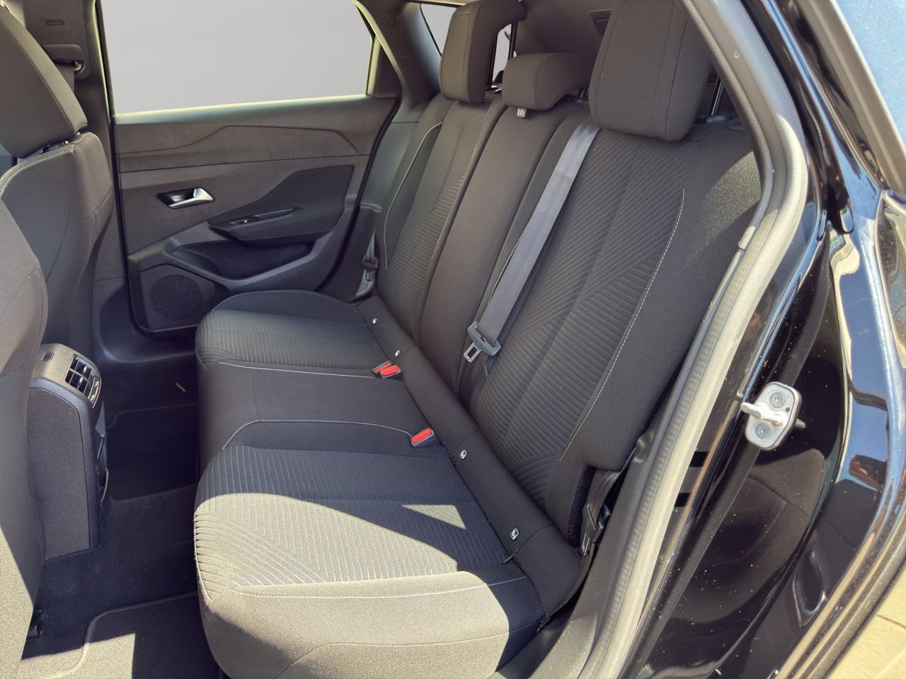 Peugeot 308 SWActive Pack BlueHDi 130 S&S MAN - Foto 2