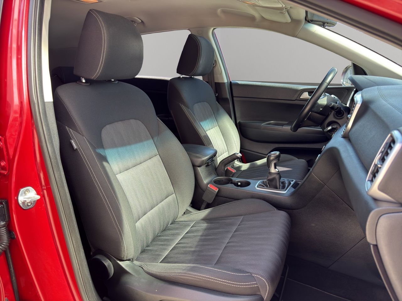 Kia Sportage 1.6 GDi 97kW (132CV) Concept 4x2 - Foto 2