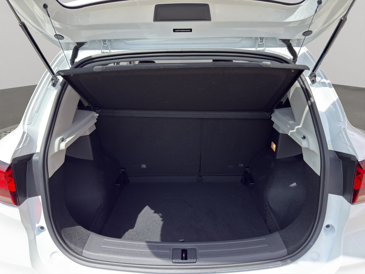 MG ZS 1.5 Luxury - Foto 2