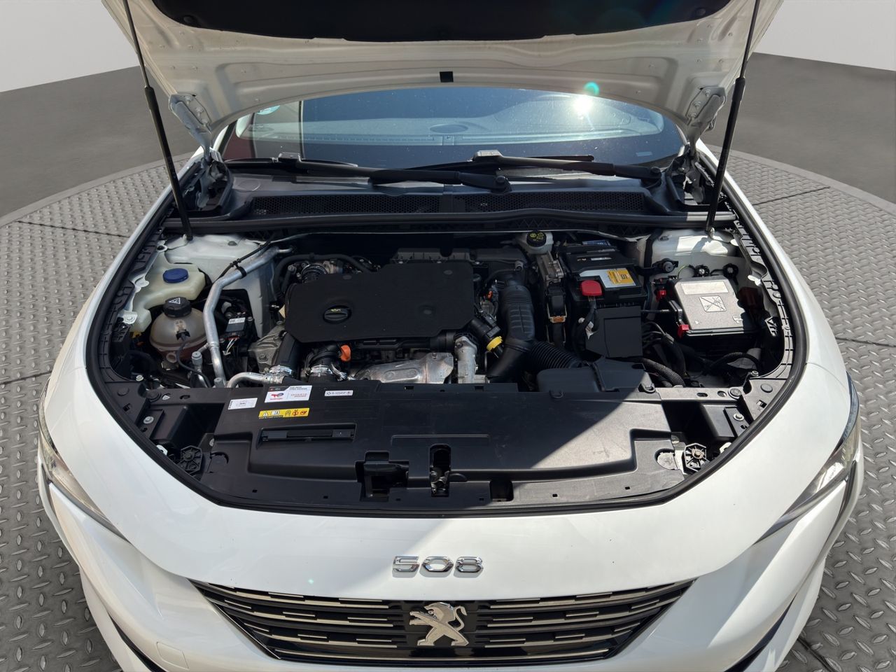 Peugeot 508 Active BlueHDi 96kW (130) S&S 6vel MAN - Foto 2