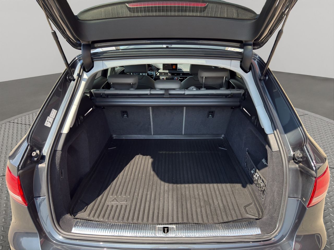 Audi A4 S line ed 2.0 TDI 140kW S tronic Avant - Foto 2
